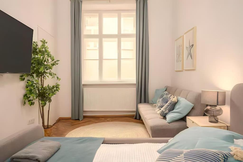Apartment Next To Augarten, Gorgeous Interior Close To Inner *